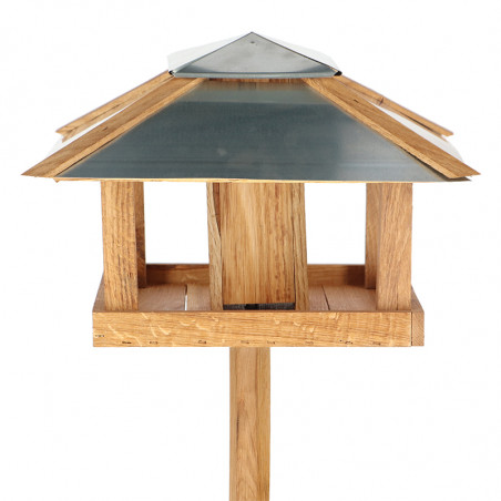Mangeoire pour oiseaux sur pied avec toit en osier